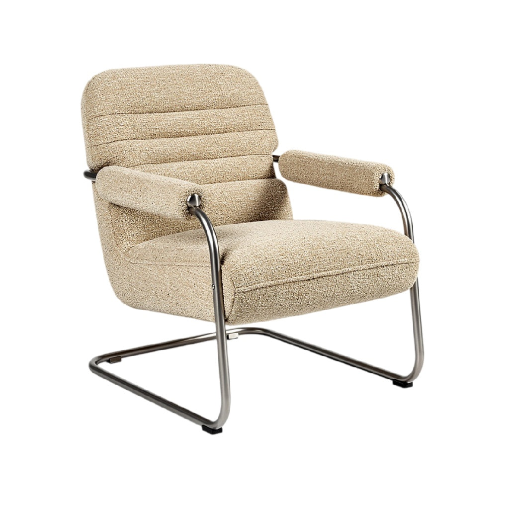 **Fauteuil moderne en tissu beige avec structure en métal**